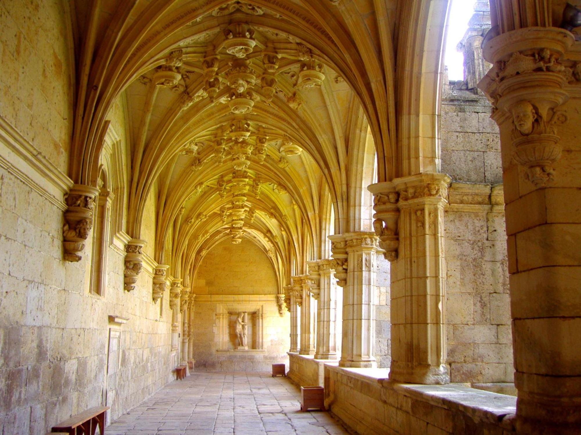 Hotel Real Monasterio De San Zoilo Carrión de los Condes Buitenkant foto