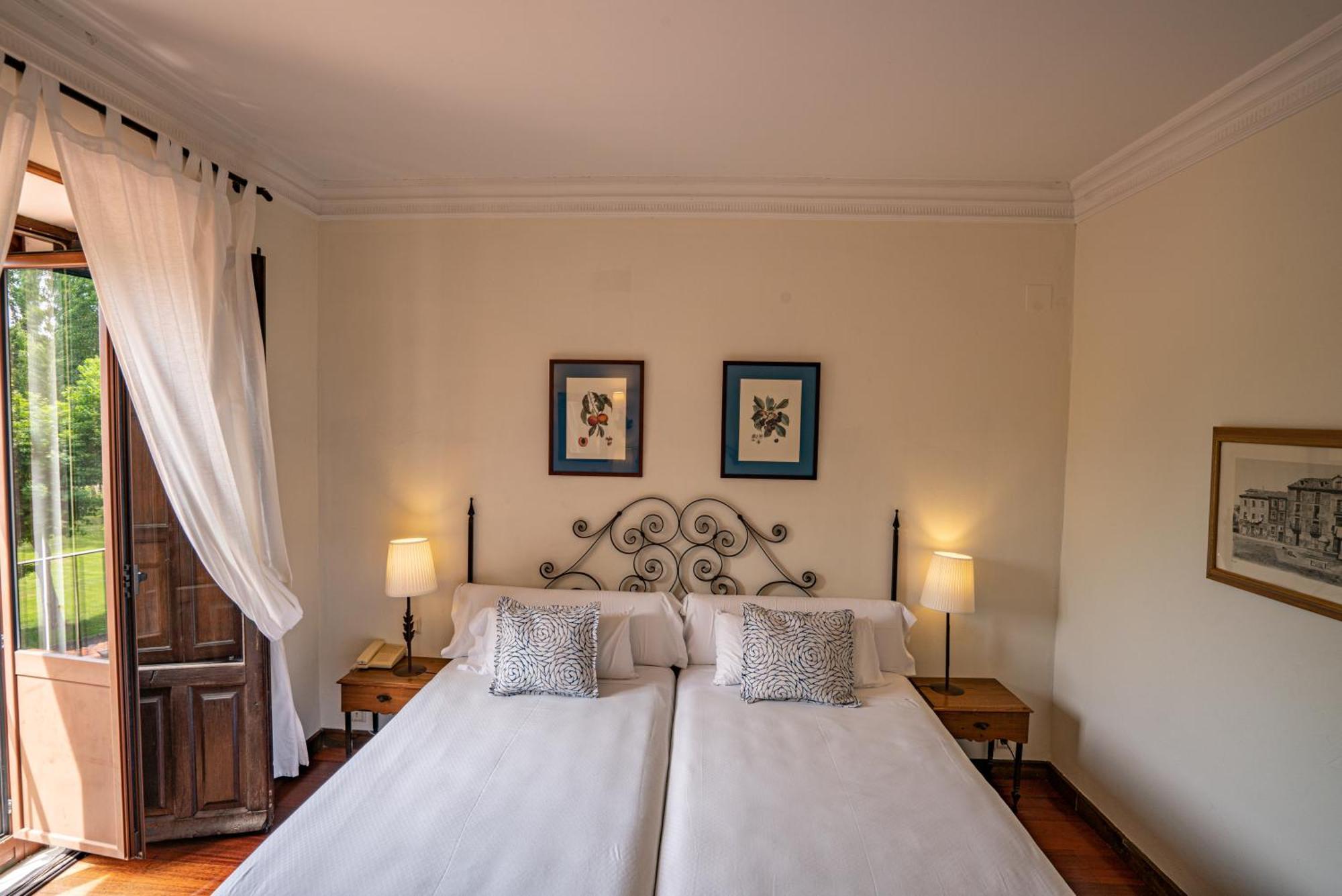 Hotel Real Monasterio De San Zoilo Carrión de los Condes Buitenkant foto